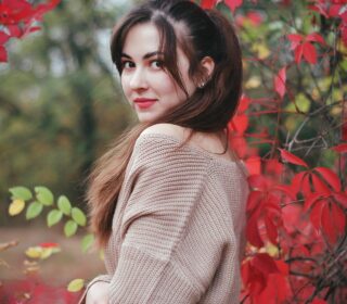 vikkibilan-woman-8429860_1920